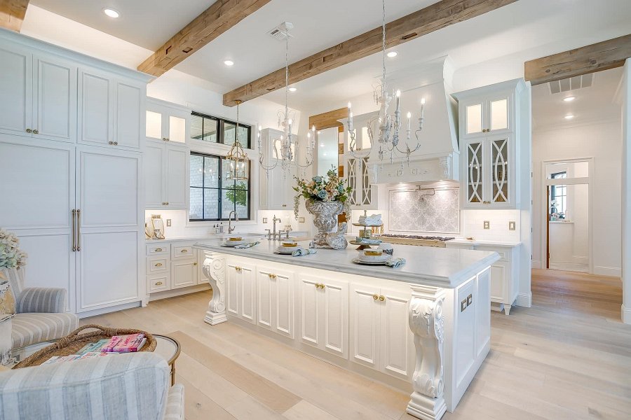 Residential kitchen lighting by CLP Electric